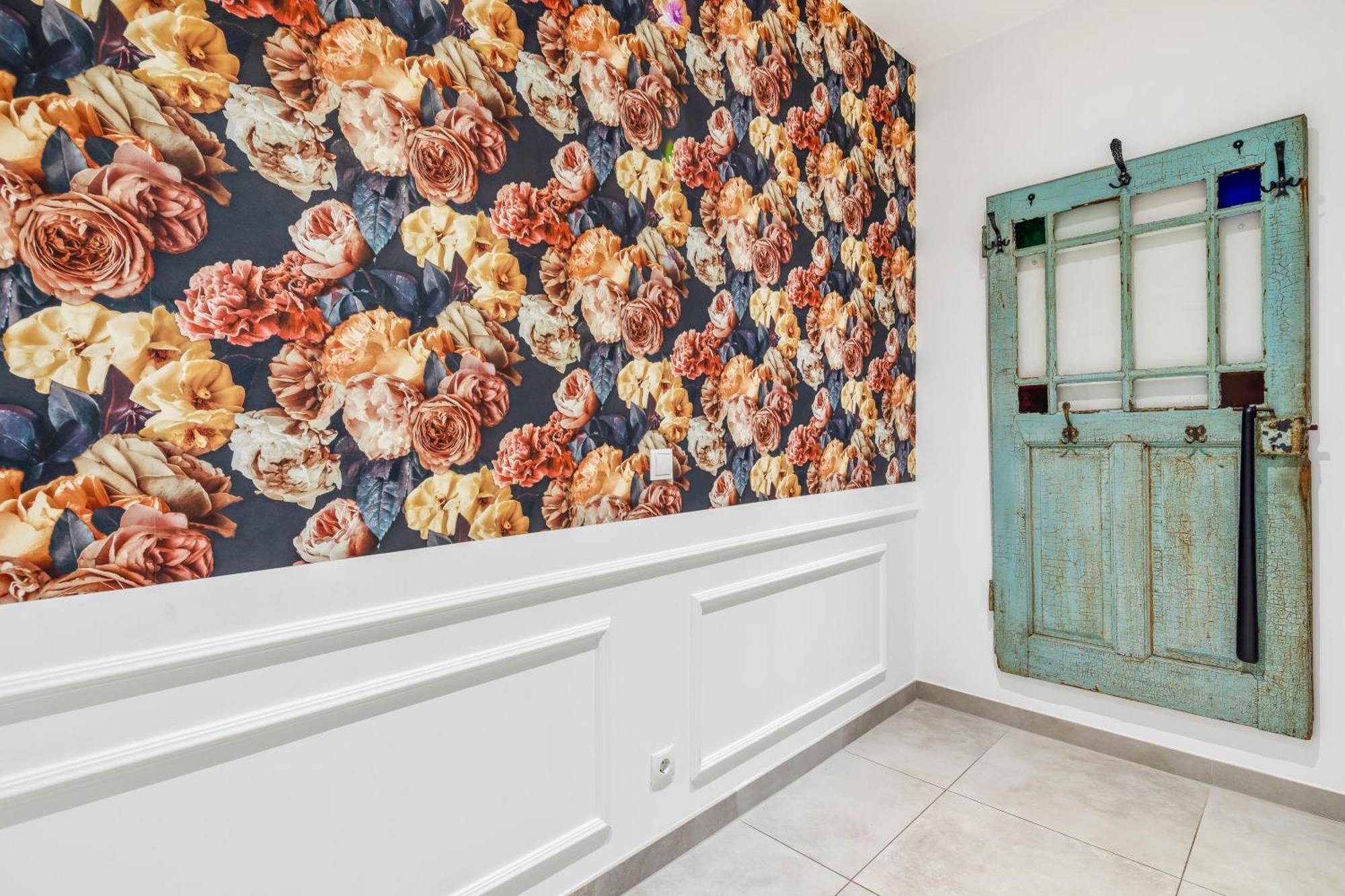 Stylish Flower Power Studio - Close To City Center & Public Transport - Ac & Wifi Вена Экстерьер фото
